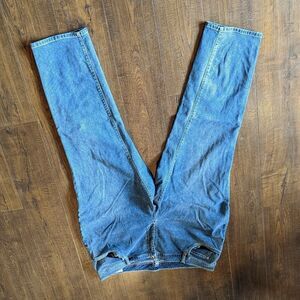 Two by Vince Camuto Tapered Capri Jeans - 22W